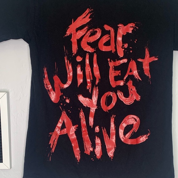 Halloween Horror Nights 2014 “Fear Will Eat You Alive” Crewneck Size Extra Small - Picture 2 of 6
